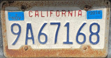 White-with-California-in-block-printing semi plate, 9A67168
